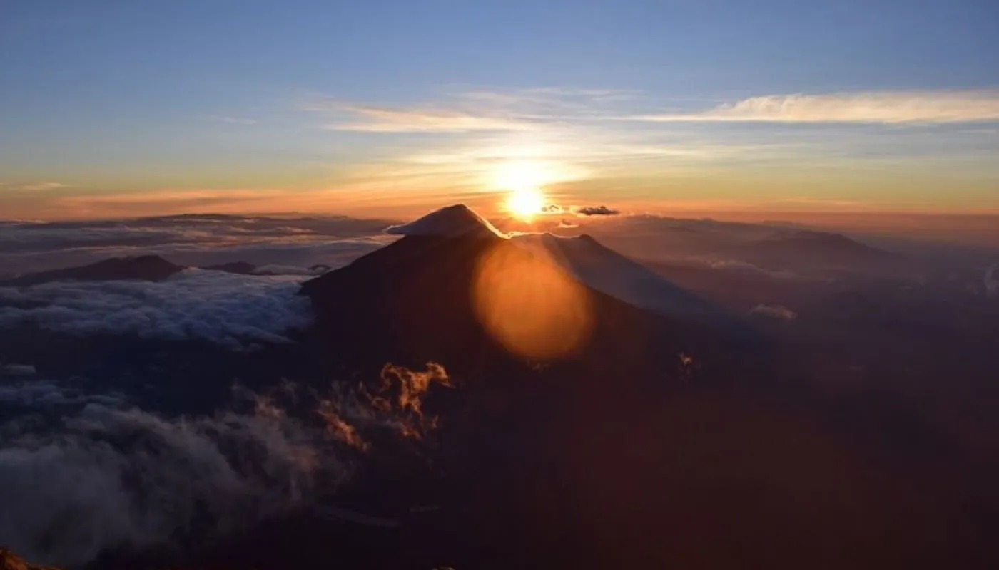 volcan acatenango most beautiful hikes volcan acatenango most beautiful hikes