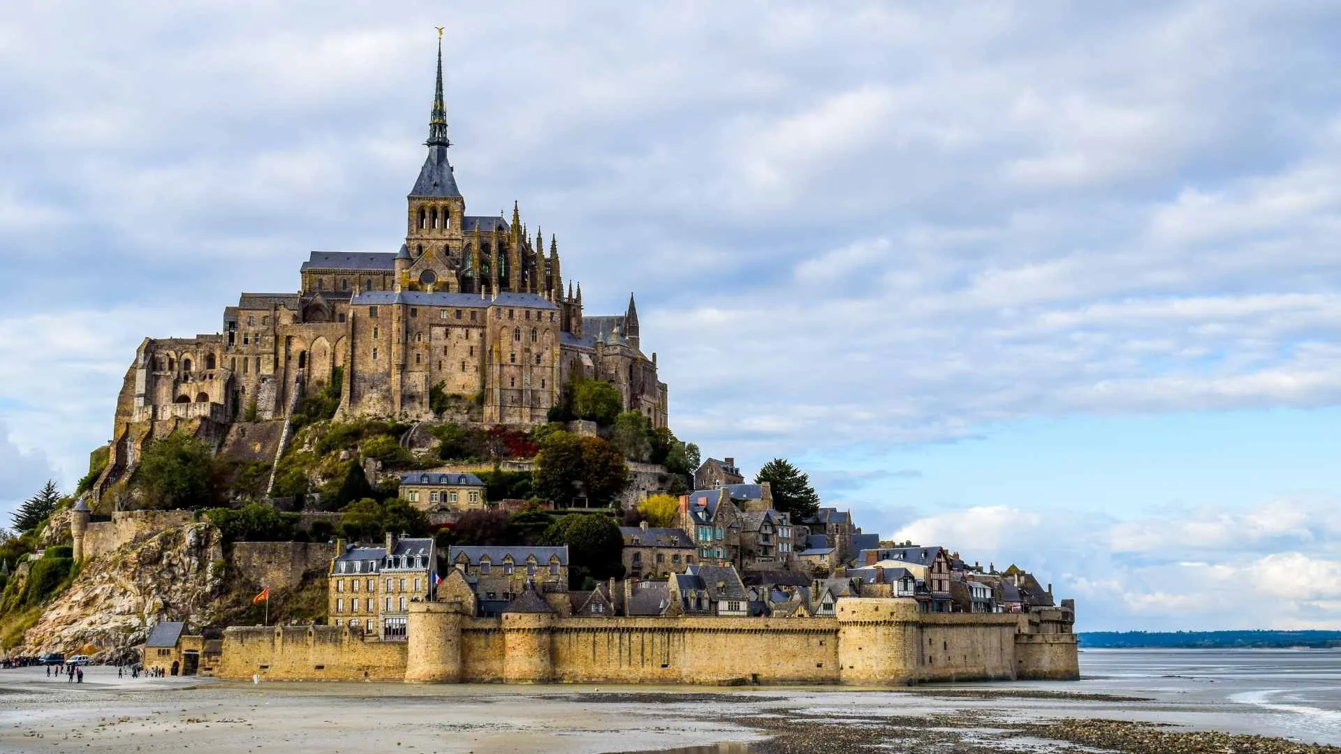 beautiful islands Mont Saint Michel, France beautiful islands Mont Saint Michel, France