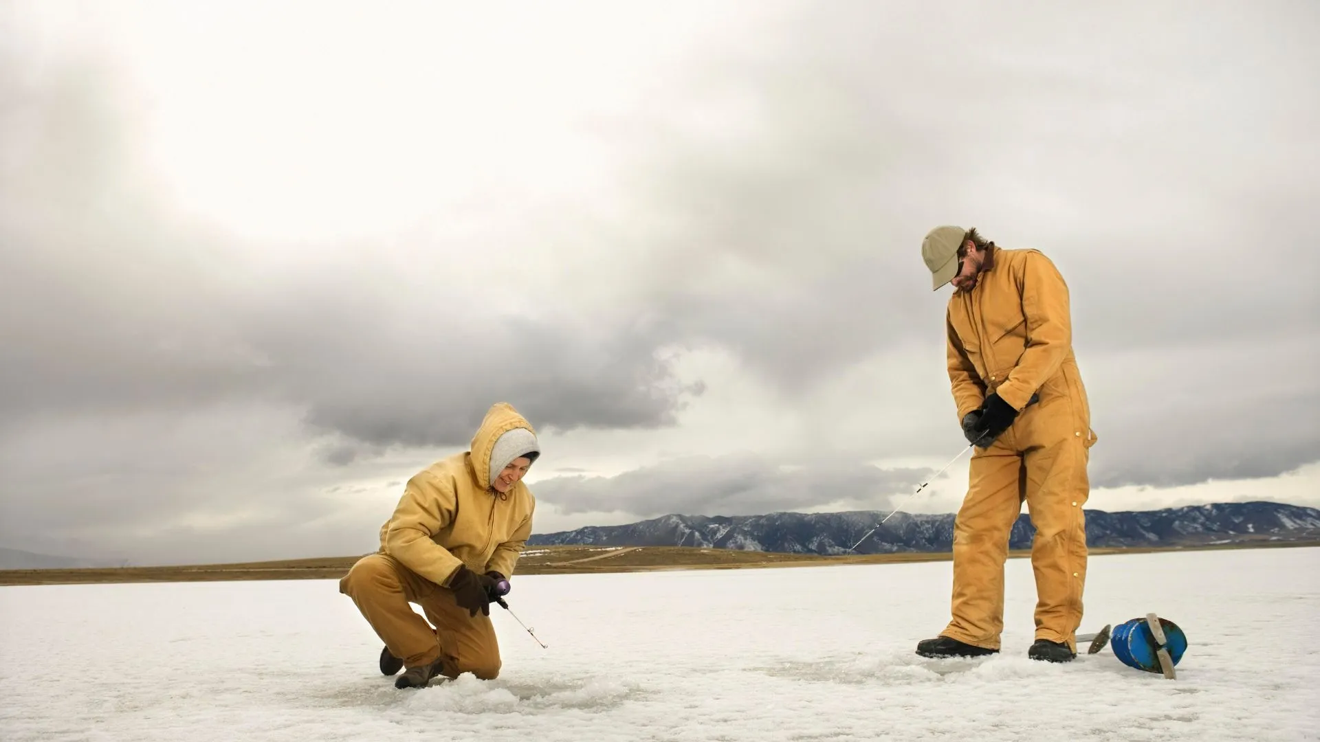 Devils Lake ice fishing (1) devils lake north dakota fishing