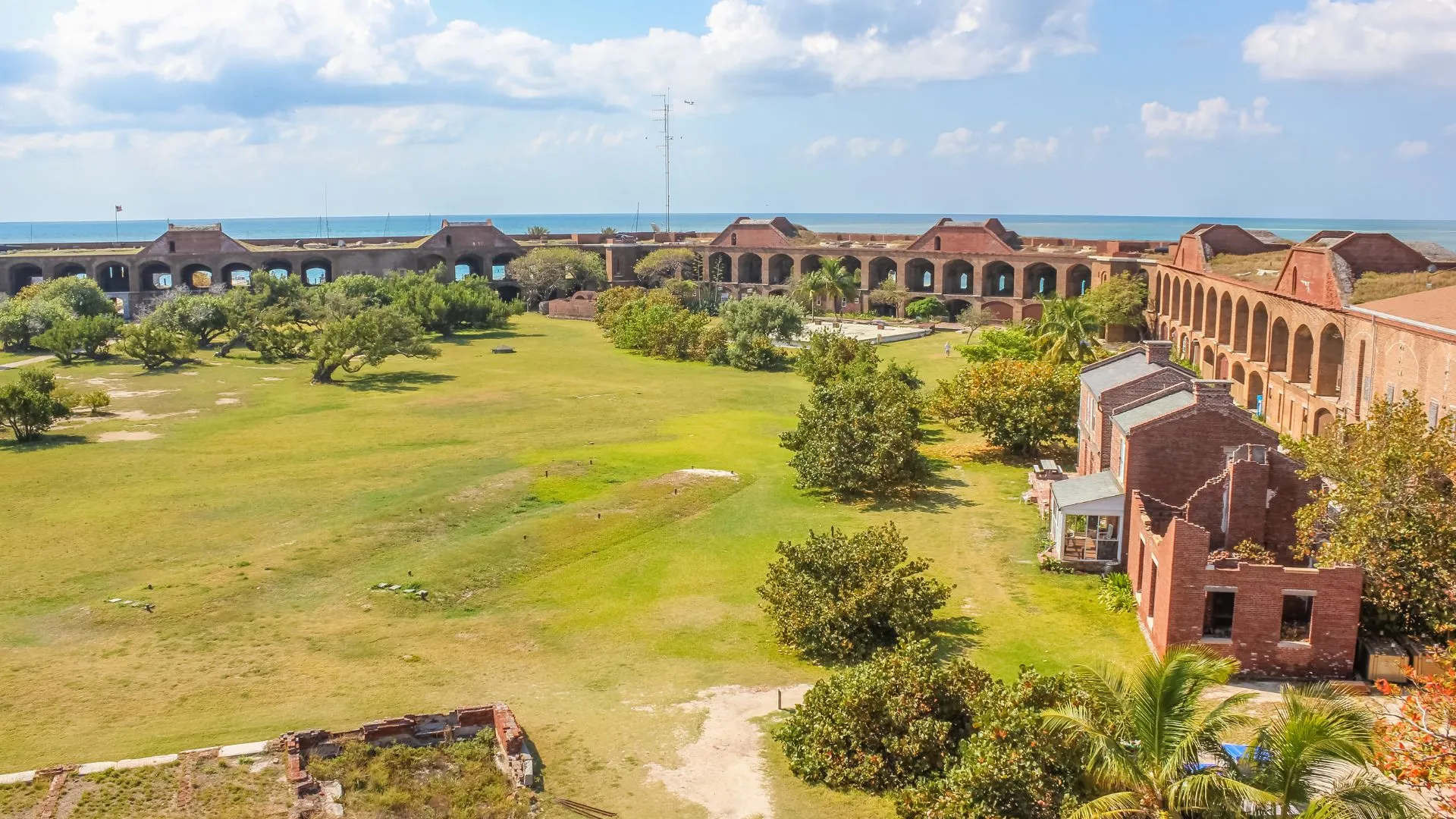 Dry Tortugas snorkeling Dry Tortugas snorkeling and camping