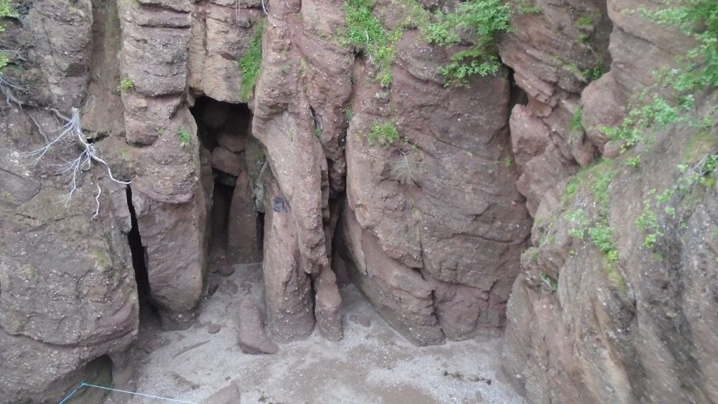 Hopewell Rocks: Unveiling The Best Tides, Kayaking & More!