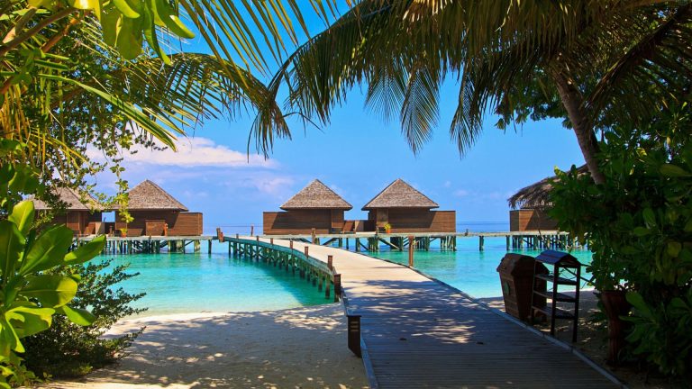Best Overwater Bungalows Philippines: Plan Your Dream Vacation!