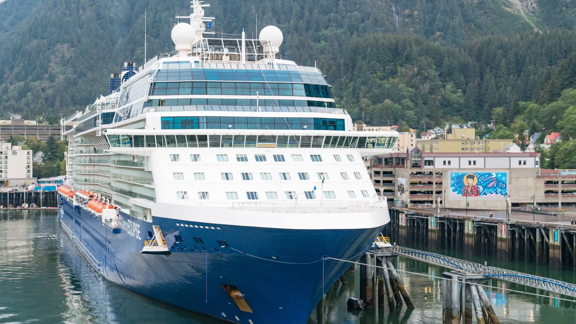 cruise port Juneau Alaska (2) cruise port Juneau Alaska