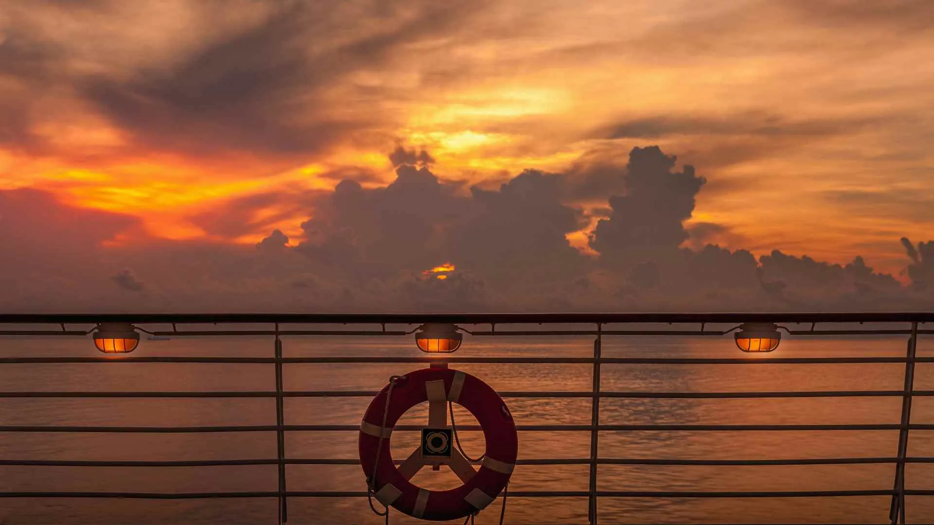 cruise sunset