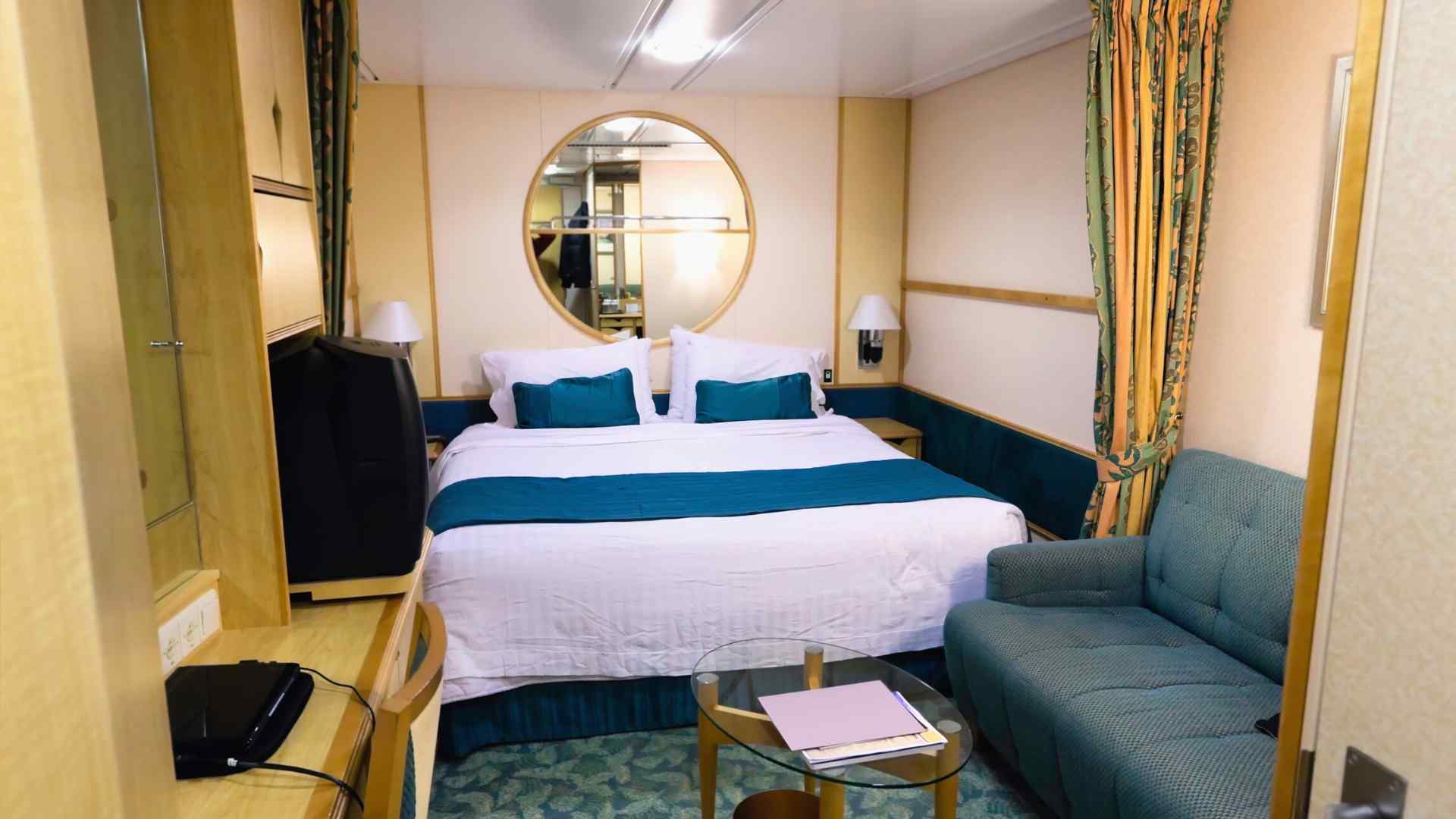 norwegian dawn interior stateroom