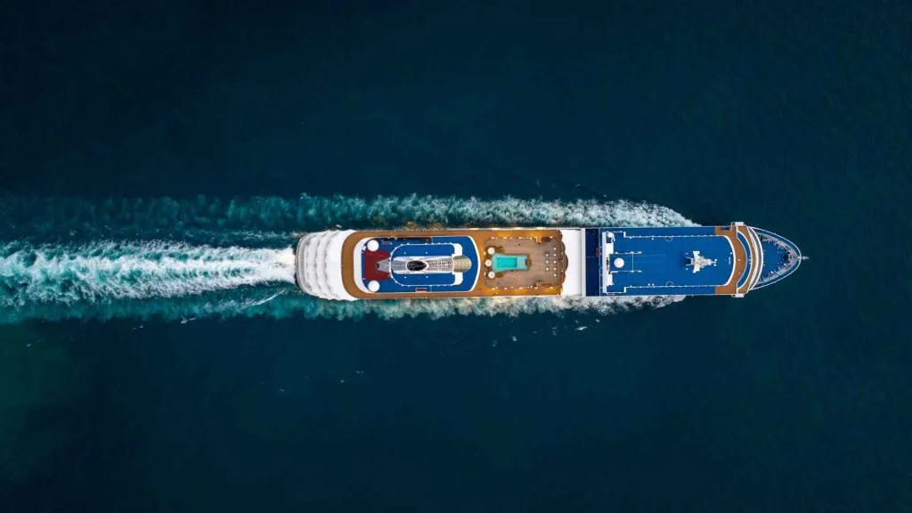 cruise captions