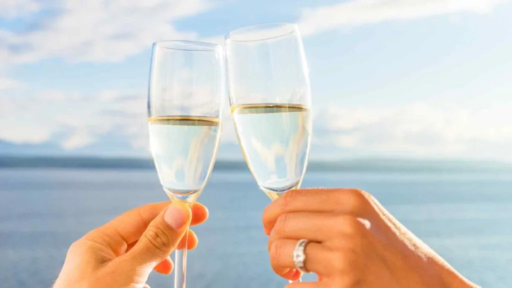 what drinks are free on royal caribbean-5